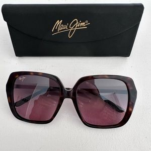 NWT Maui Jims sunglasses